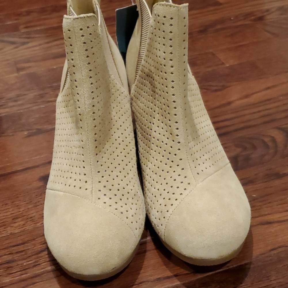 TOMS wedge booties, NWT, S 12 - Picture 2 of 9